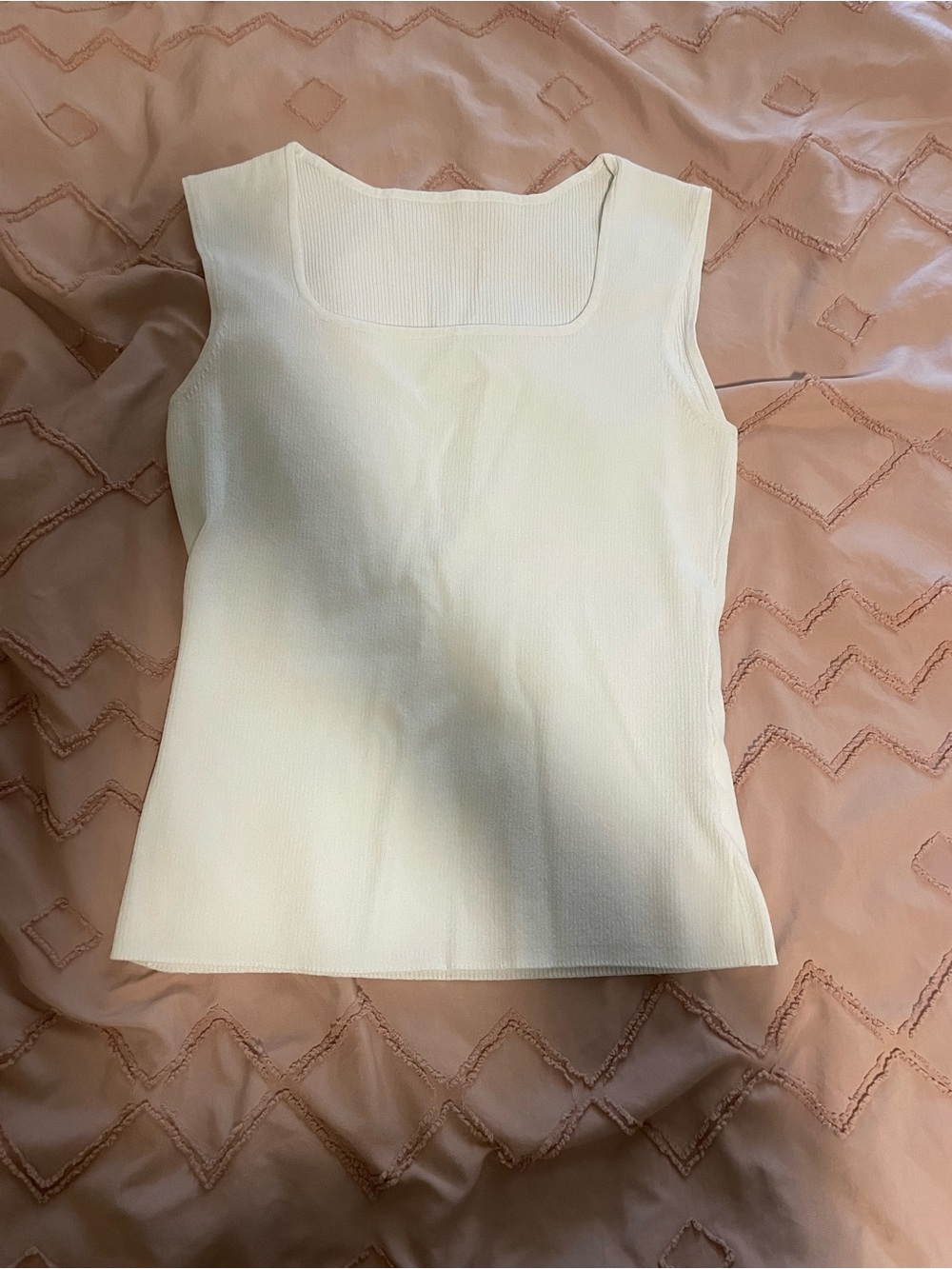 Cute basic vintage Square Neck tank